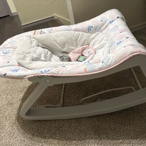 Ingenuity Baby Rocker with Floral Pattern